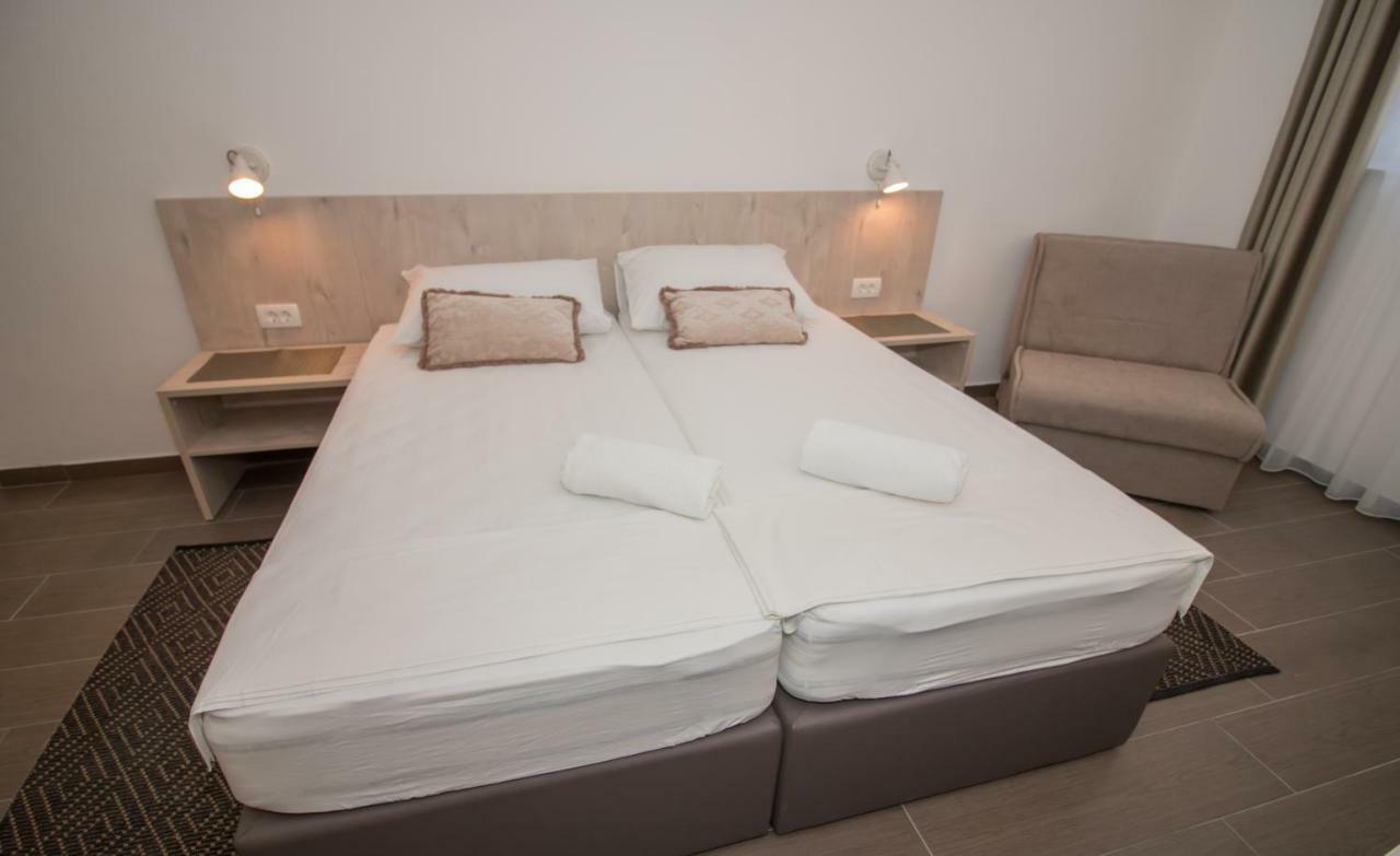 Ninas Apartments Mostar Buitenkant foto